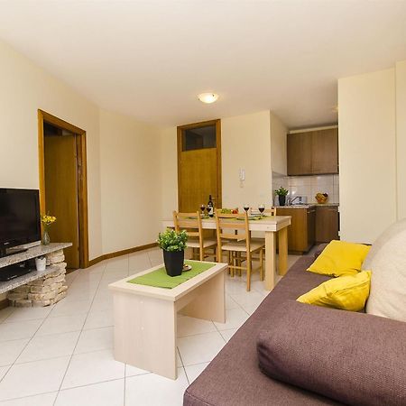 Apartments Glavan ปริฟลากา ภายนอก รูปภาพ